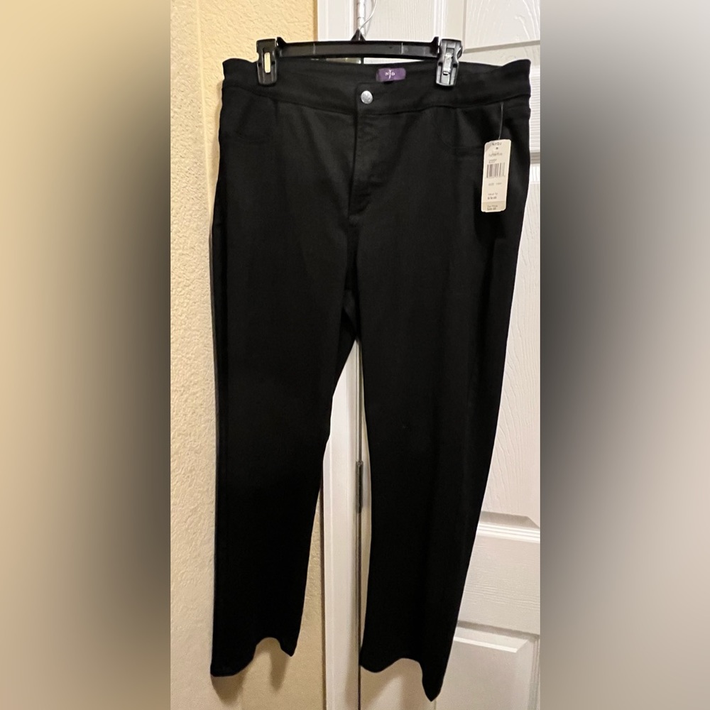 NYDJ black crop jeans, NWT, size 14W.